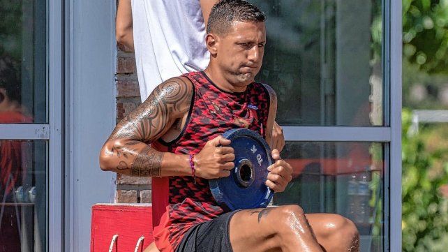 Atlético Tucumán insiste por Bruno Bianchi. Foto: prensa Colón.