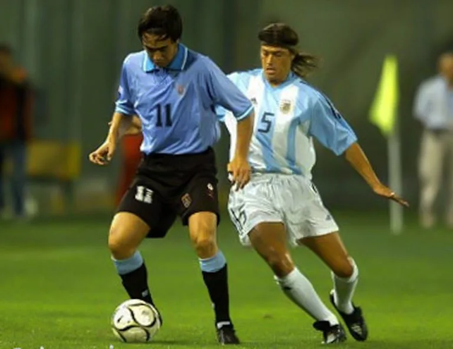 Uruguay-Argentina, Recoba, vs. Almeyda, el duelo en el campo y la amistad para siempre lejos de una cancha; el 'botija', el 'gaucho' y sus familias son muy amigos