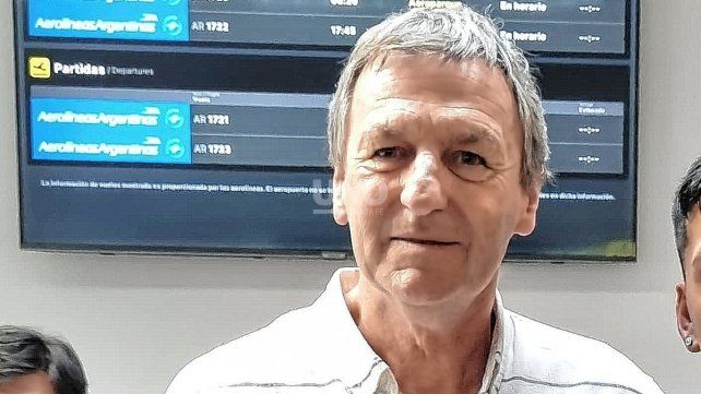 V&iacute;ctor Godano hizo un balance del mercado de pases en Col&oacute;n.