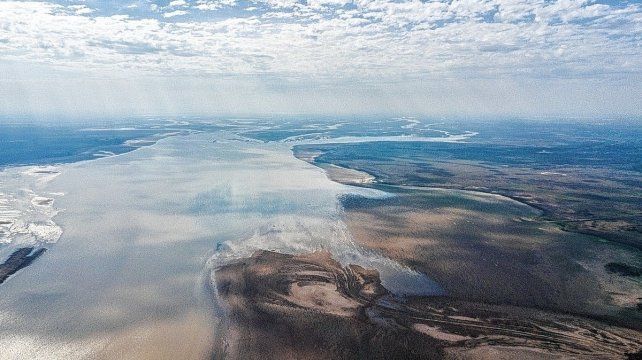 El tramo del río Paraná en territorio argentino alcanzaría niveles de similar orden a los registrados en el año más bajo de la historia registrada: 1944