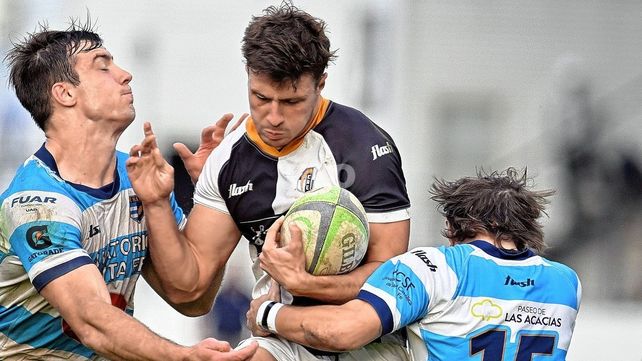 En un partido muy parejo, la defensa de los santafesinos fue clave para lograr vencer a los paranaenses.