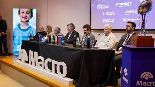 En conferencia en el auditorio del Banco Macro se dieron cita dirigentes y jugadores. En conferencia en el auditorio del Banco Macro se dieron cita dirigentes y jugadores.