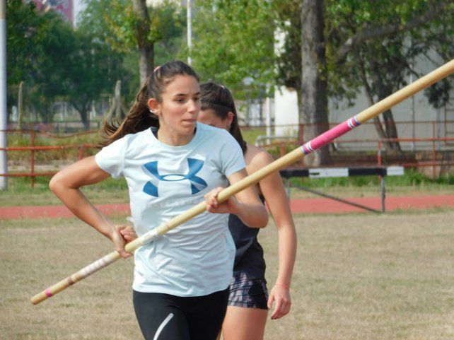 La joven garrochista consiguió una marca 4.07 en Concepción del Uruguay, lo cual la clasificó al Mundial a realizarse en Kenia.