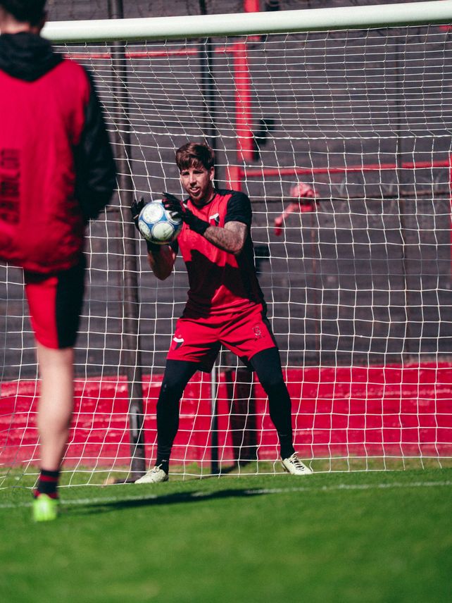 Conejo Giménez viene con cinco vallas invictas en los últimos seis partidos de Colón. Conejo Giménez viene con cinco vallas invictas en los últimos seis partidos de Colón.