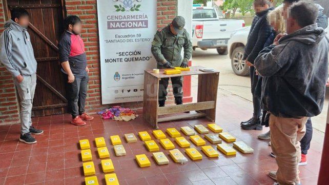 Detuvieron en Santiago del Estero a 4 narcos de Laguna Paiva con 33 kilos de cocaína