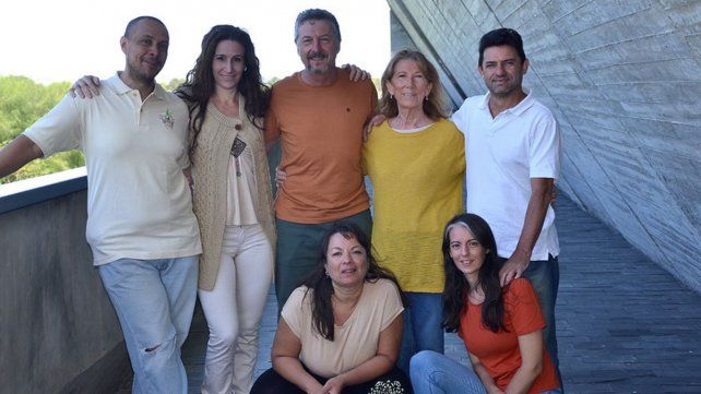 El elenco de la obra