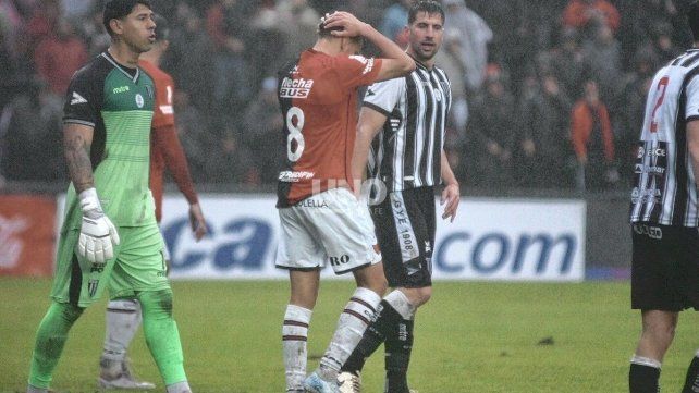 No hay caso para este Col&oacute;n, que cada vez que recibi&oacute; el primer golpe casi siempre fue noqueado.