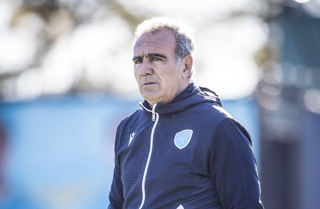 El cordob&eacute;s Rodolfo Ambrosio es el head coach del seleccionado nacional de Uruguay.