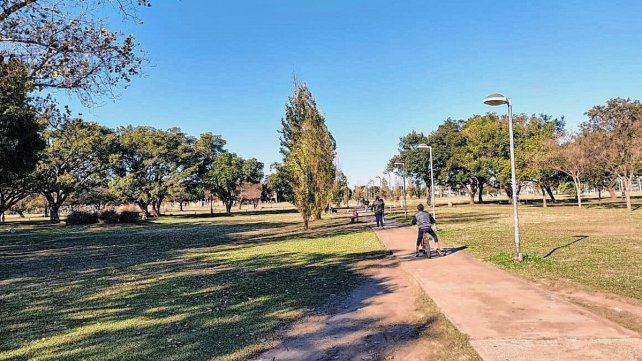 Parque Federal: Sábado de restricciones: poca concurrencia en parques y paseos tradicionales de la ciudad 