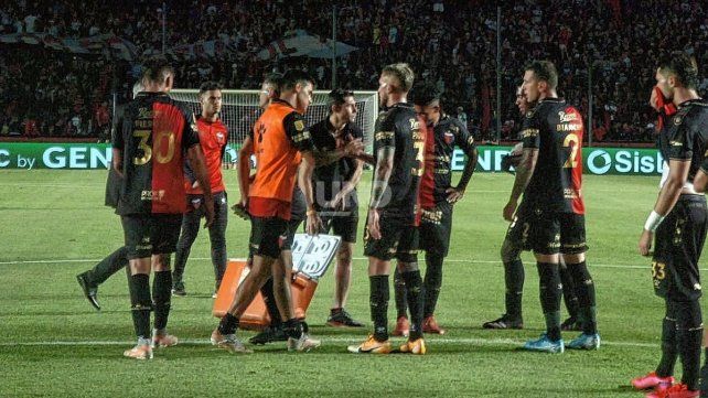 Col&oacute;n se prepara para afrontar el Cl&aacute;sico en el 15 de Abril. UNO Santa Fe | Jos&eacute; Busiemi