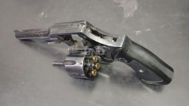 El arma hallada estaba en perfecto estado y habría sido usada minutos antes