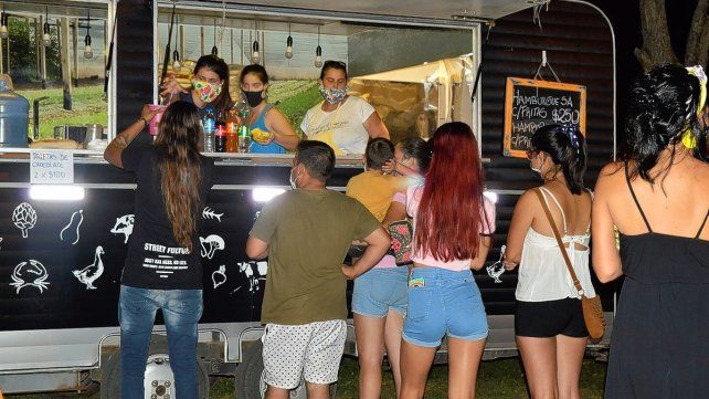 Una nueva Noche Costera en Sauce Viejo.