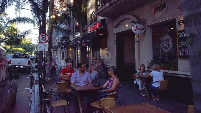 Extensión horaria en bares y restó. Es lo que le pedirán gastronómicos santafesinos al gobernador Omar Perotti.