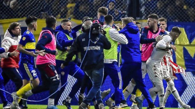 El HTJ de la AFA dio sus considerandos por las tres fechas de suspensión al delantero de Unión, Franco Troyansky, expulsado ante Boca.