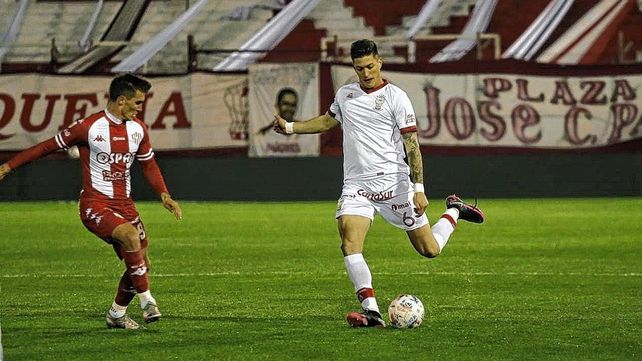 Unión empató frente a Huracán en el Tomás Ducó y lleva tres fechas invicto en la Liga Profesional. 