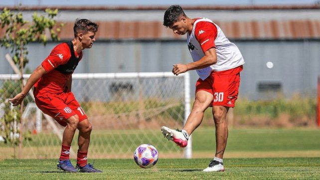 Por ahora, el traspaso de Juan Nardoni a Racing no está hecho, ya que hay diferencias con la cotización del dólar que pretende Unión.