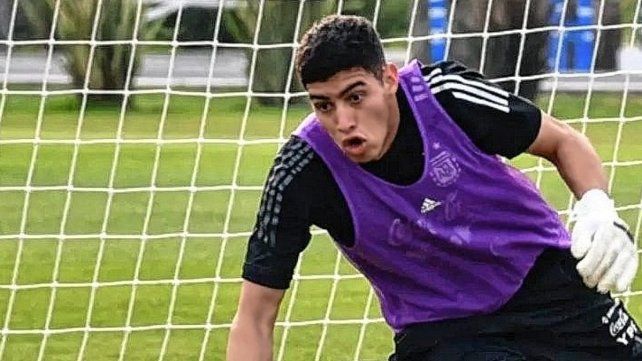Diego González (foto), Tobías Macies y Nicolás Paz volverían a entrenar en Unión tras superar el Covid-19.