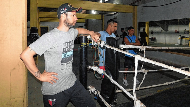 Carlos Lemos es el organizador del festival amateur a concretarse en Col&oacute;n este s&aacute;bado 7 desde las 21.