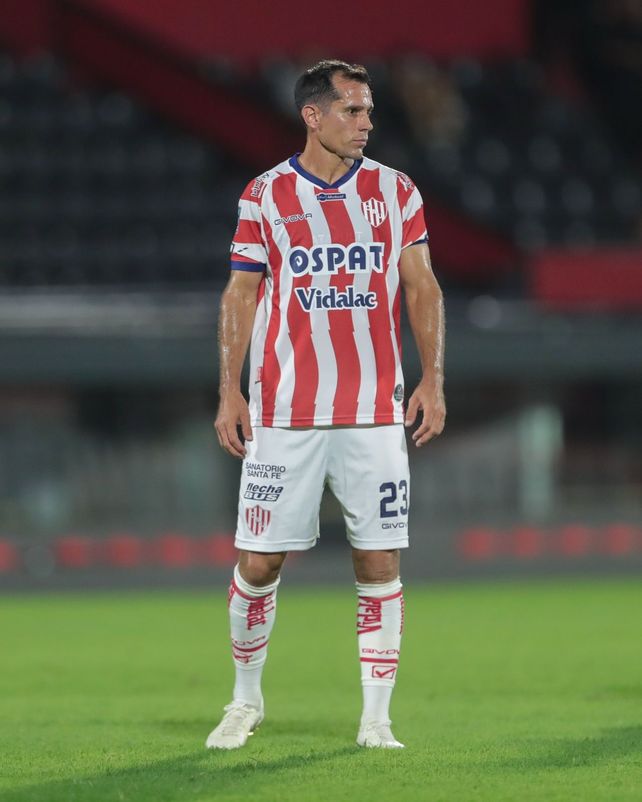 Augusto Solari también puede jugar de cuatro.