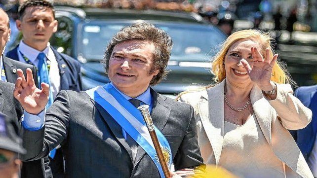 Hermanos en el poder: el presidente Javier Milei y la ministra Karina Milei
