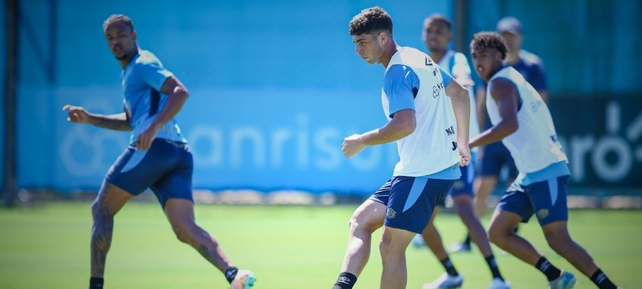 Rosso dijo que Uni&oacute;n no recibi&oacute; nada de Racing por la venta de Nardoni.