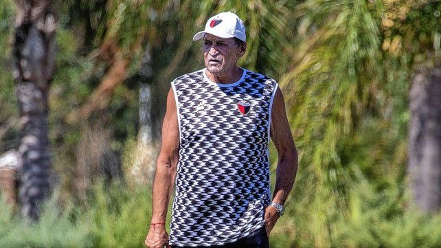 Julio Falcioni puso la base titular de Colón en el amistoso ante Patronato. Foto: prensa Colón.