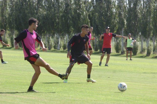 Alan Bonansea es la referencia de área que tendrá el Colón de Ezequiel Medrán. Alan Bonansea es la referencia de área que tendrá el Colón de Ezequiel Medrán.