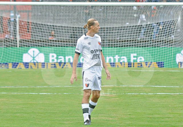 El Polaco Bast&iacute;a palpit&oacute; el desempate entre Col&oacute;n y Gimnasia en Rosario.
