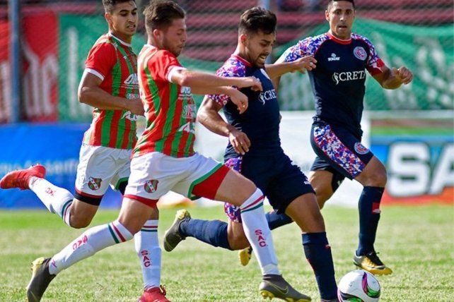 Federico Vera viene de cerrar una gran temporada en Sportivo Las Parejas y tendr&aacute; la confianza de Azconz&aacute;bal para ser titular en Uni&oacute;n.