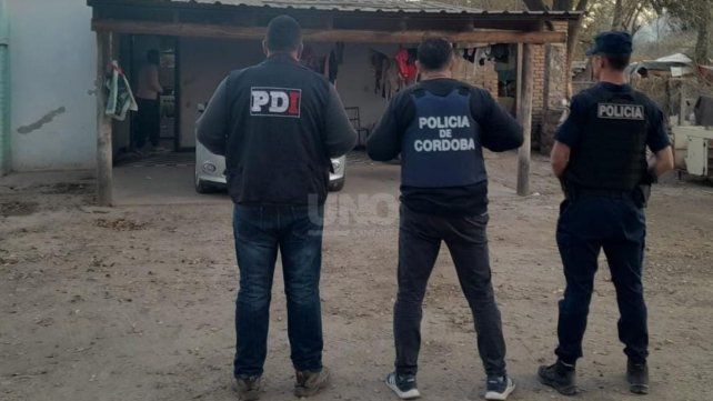 En un allanamiento por un homicidio secuestraron más de 700 panes de marihuana en barrio Liceo Norte