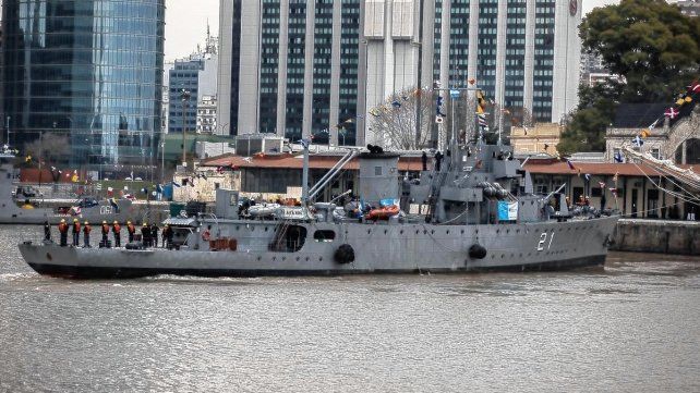 Llegan dos buques sanitarios de la Armada a Santa Fe