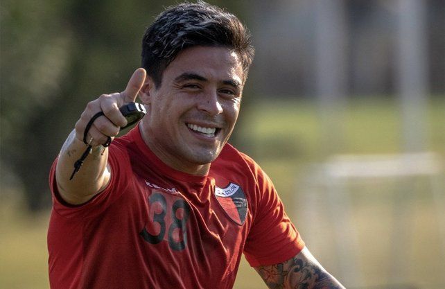 Brian Fern&aacute;ndez se mud&oacute; a la pensi&oacute;n del Predio Ciudad F&uacute;tbol de Col&oacute;n por "problemas familiares". @fedeloute15&nbsp;