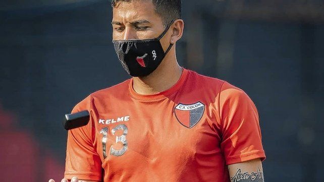Alex Vigo renovó su contrato con Colón, mientras su nombre será una de las vedettes en el mercado de pases.