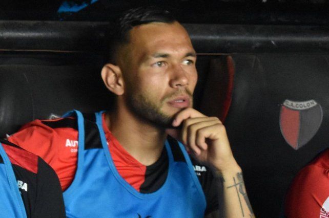 En la negociaci&oacute;n por Mauro Peinipil, la dirigencia de Col&oacute;n resolvi&oacute; la deuda del paso de Jorge Sanguina.