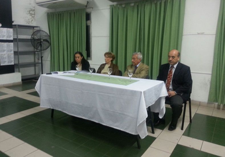 En 2015, luego de días muy tensos, los integrantes del Tribunal Electoral presidieron la firma del acta de oficialización de resultados. Acosta (der.), Falistocco, Echarte y Catalín / Foto: Gentileza Tribunal Electoral