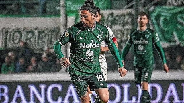 El Pata Castro, que sonó en Unión, jugará en Huracán el año próximo tras su paso por Sarmiento.