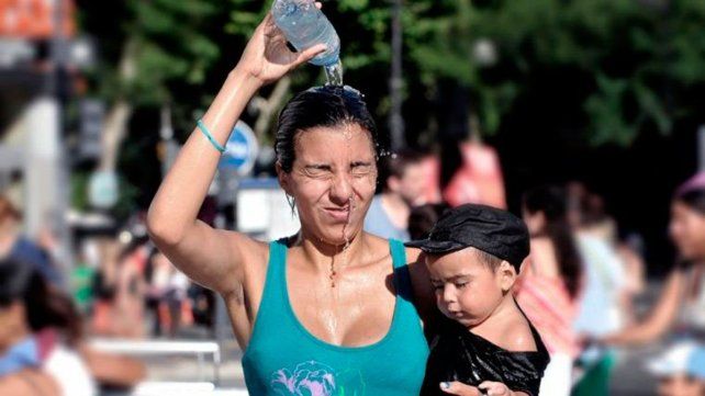 Rosario, una de las ciudades más afectadas por la suba de las temperaturas Rosario, una de las ciudades más afectadas por la suba de las temperaturas