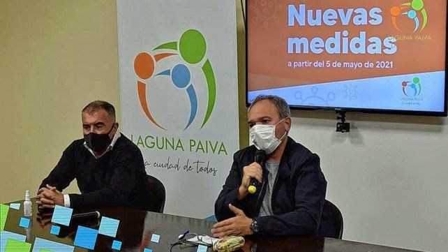 El intendente de Laguna Paiva Elvio Omar Cotterli junto al doctor Eduardo Pelaez