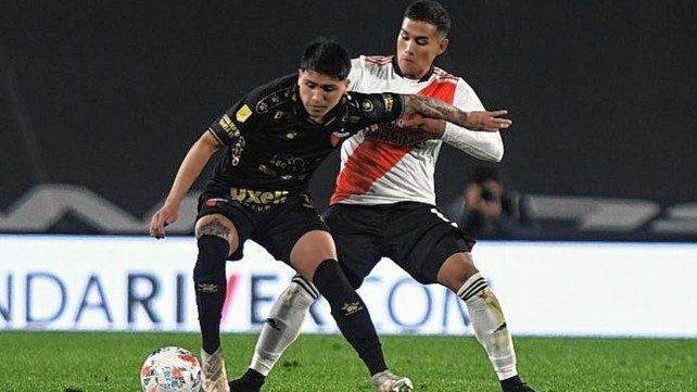 Facundo Farías, la joya de Colón, nuevamente en el radar de River.
