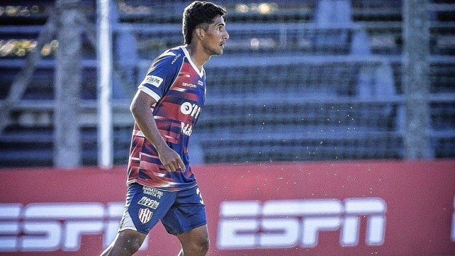 Nicolás Paz, listo para jugar en Unión.