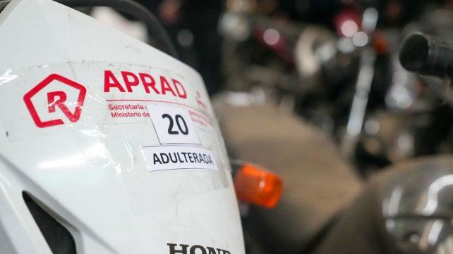 Traslado de vehículos secuestrados en la Comisaría 3ª