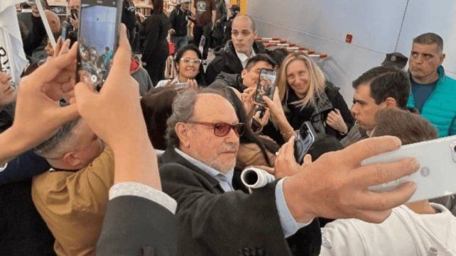 Karina Milei en su desembarco a Rosario.