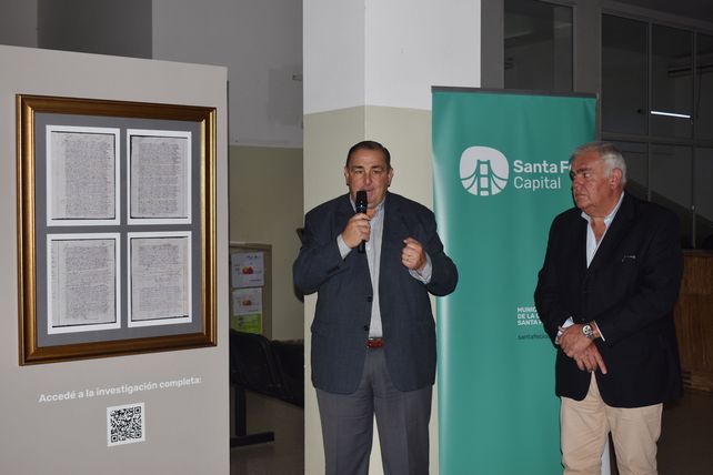 El intendente de Santa Fe, Juan Pablo Poletti, valoró el trabajo de investigación de UNO Santa Fe. En la foto, junto al gerente general de UNO Santa Fe, Alejandro Cartasso. El intendente de Santa Fe, Juan Pablo Poletti, valoró el trabajo de investigación de UNO Santa Fe. En la foto, junto al gerente general de UNO Santa Fe, Alejandro Cartasso.