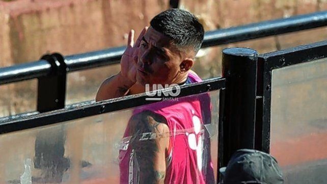 Brian Fern&aacute;ndez no fue otra vez a entrenarse y su futuro como jugador profesional de Col&oacute;n es toda una inc&oacute;gnita.