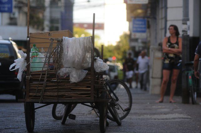 Según datos del Indec, en el Gran Santa Fe más de la mitad de la población está debajo de la línea de la pobreza.
