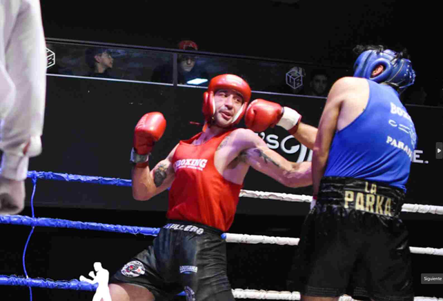 El representante del Olimboxing, Franco Ansillero, derrotó por puntos al paranaense Frutos. El representante del Olimboxing, Franco Ansillero, derrotó por puntos al paranaense Frutos.