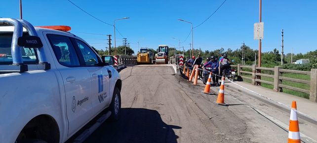 Vialidad Nacional trabaja en las rampas de acceso al Carretero.